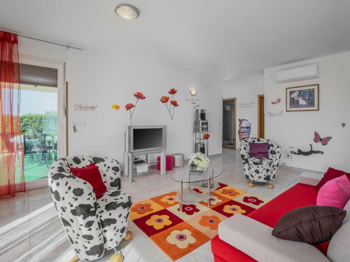 Apartment Daria By Interhome Labin Kültér fotó